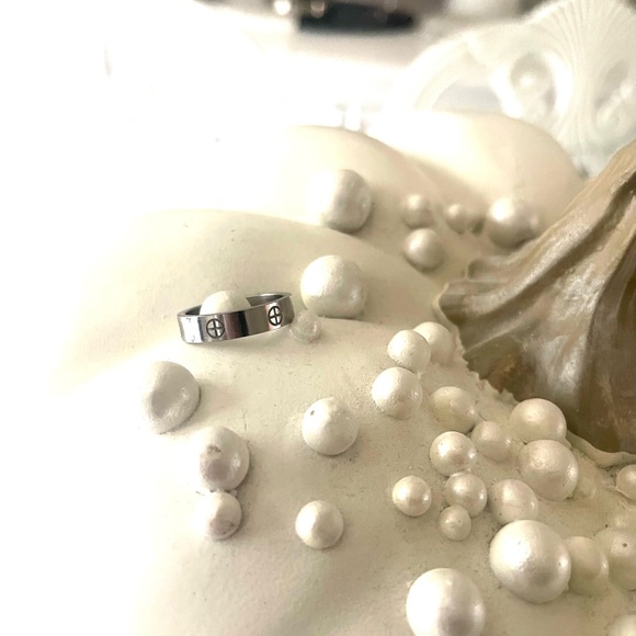 Stainless Steel Fashion Ring - Picture 4 of 6